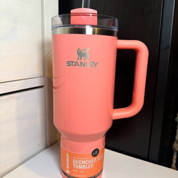 NEW Stanley E.l.f Coral Fixation 40oz Stainless Steel FlowState Quencher Tumbler