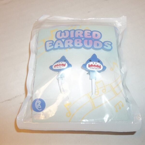 New Vivitar Blue Baby Shark Wired Earbuds in Ear WE-KD24-SK